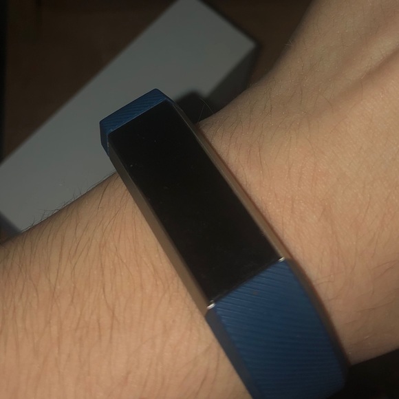 Fitbit - Picture 4 of 4
